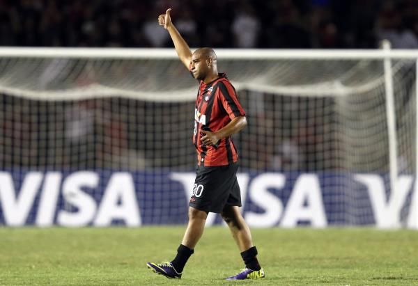 2014-02-14t003622z_117807857_gm1ea2e0nu801_rtrmadp_3_soccer-libertadores_reuters