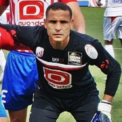 عزيز الكيناني