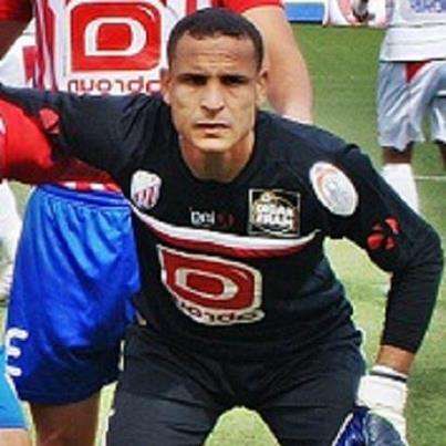 عزيز الكيناني