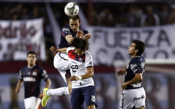 2014-10-22t035457z_1806902478_gm1eaam0wv401_rtrmadp_3_soccer-sudamericana_reuters