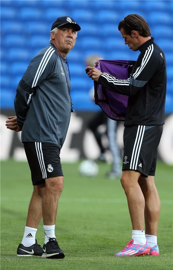 انشيلوتي وبيل