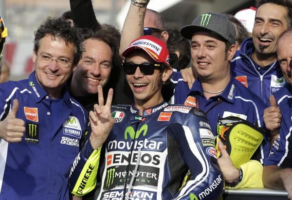 2014-11-08t144312z_1626113429_gm1eab81qwm01_rtrmadp_3_motorcycling-prix-motogp-valencia_reuters