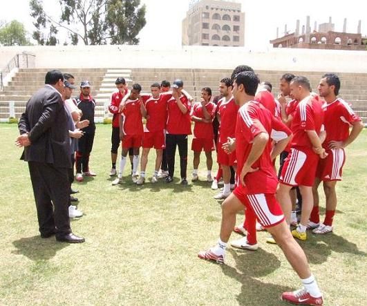 محروس وحديث مع اللاعبين بعدسة كووورة