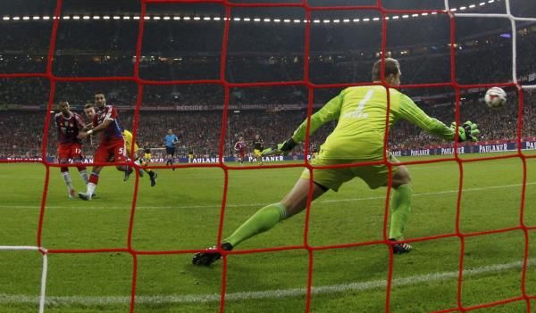 2014-11-01t182640z_1037713535_lr1eab11f86is_rtrmadp_3_soccer-germany_reuters