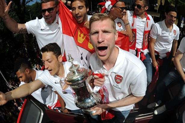 arsenal-victory-parade