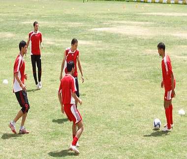 من تدريبات فريق شباب الاردن في صنعاء وبعدسة كووورة