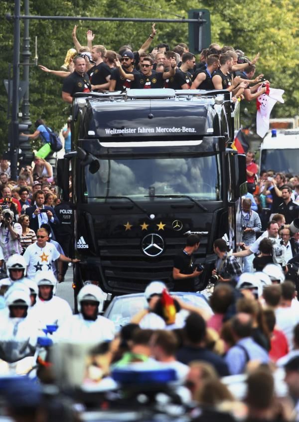 2014-07-15t145221z_1756712735_lr1ea7f15ayo4_rtrmadp_3_soccer-world-germany_reuters