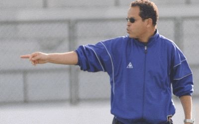  بوعلام شارف