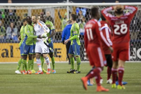 2014-11-11t062822z_1101256928_nocid_rtrmadp_3_mls-playoffs-fc-dallas-at-seattle-sounders_reuters
