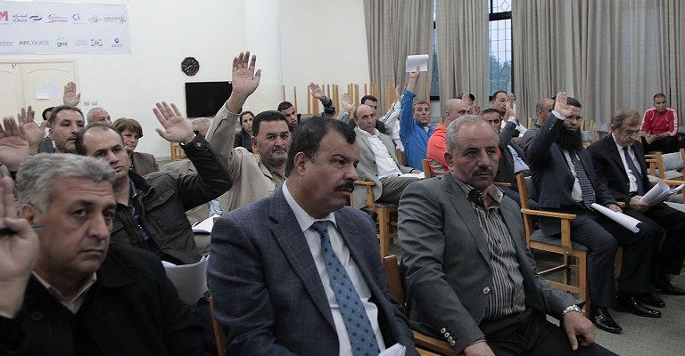  أعضاء الهيئة العامة يصادقون على القانون الجديد