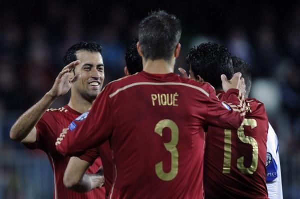 2014-10-12t212305z_2073610447_gm1eaad0ep301_rtrmadp_3_soccer-euro_reuters