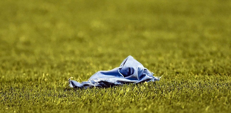 1415930706319_wps_3_A_piece_torn_from_Uruguay