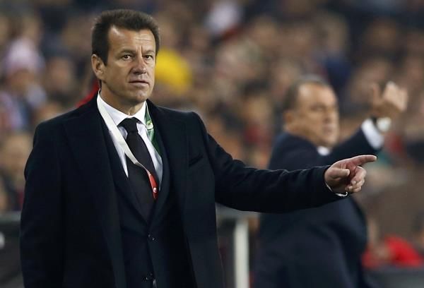 كارلوس دونجا 