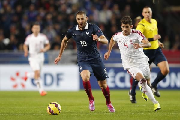 2014-11-14t204905z_89353030_gm1eabf0db101_rtrmadp_3_soccer-friendly_reuters