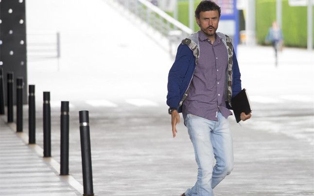 luis-enrique-primero-llegar-ciutat-esportiva-1401380362989
