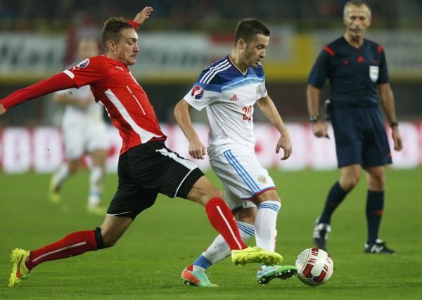 2014-11-15t174721z_1036087233_lr1eabf1dem2n_rtrmadp_3_soccer-euro_reuters