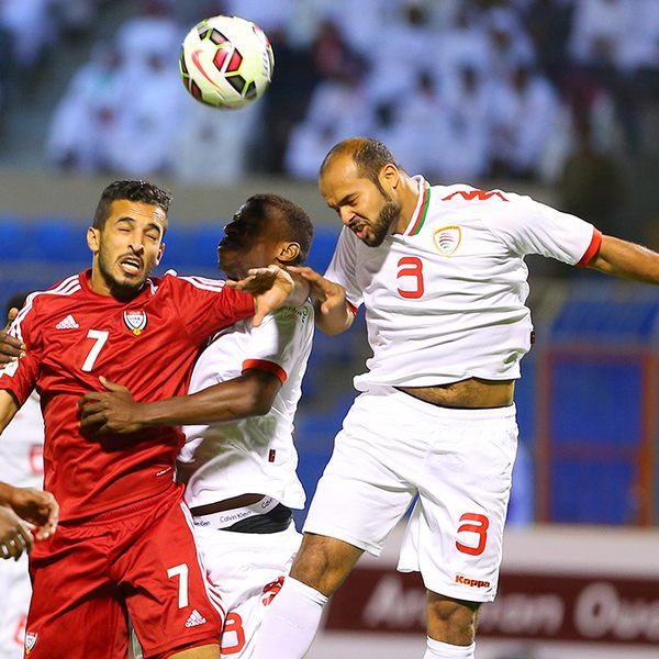 من مباراة الإمارات وعُمان