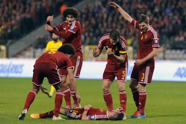 2014-11-16t192128z_442665331_gm1eabh098t01_rtrmadp_3_soccer-euro_reuters