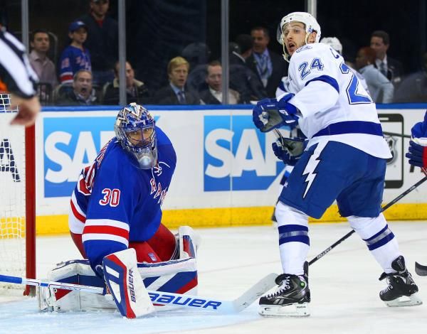2014-11-18t033433z_1162306198_nocid_rtrmadp_3_nhl-tampa-bay-lightning-at-new-york-rangers_reuters