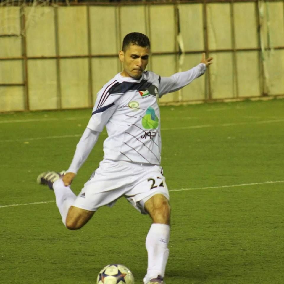  أحمد كشكش لاعب شباب الخليل