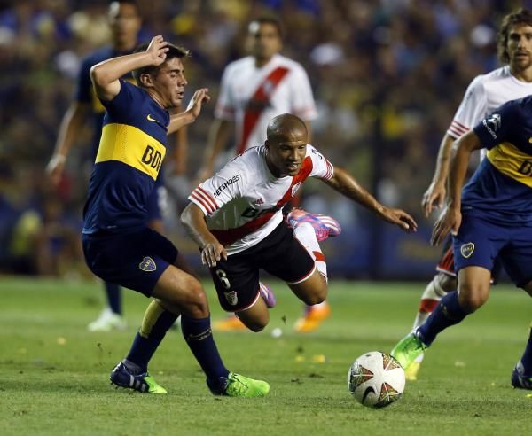 2014-11-21t010203z_1591914081_gm1eabl0p0w01_rtrmadp_3_sudamericana-soccer_reuters
