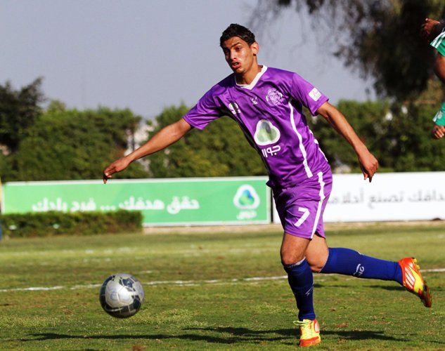 همام ابو حسنين لاعب الأمعري 