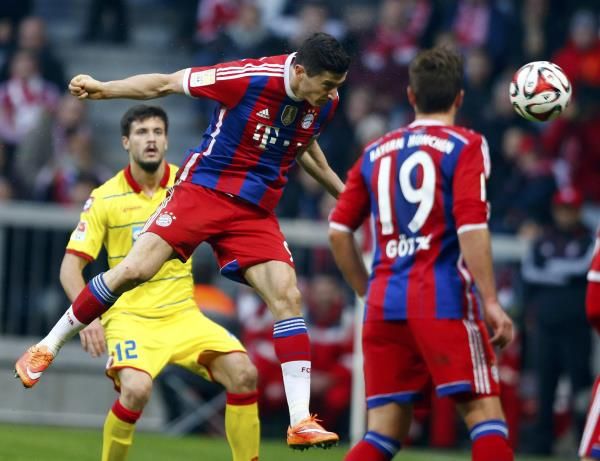 2014-11-22t153241z_1689148443_lr1eabm1766df_rtrmadp_3_soccer-germany_reuters