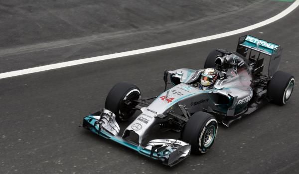 2014-11-07t122439z_997763073_gm1eab71khd01_rtrmadp_3_motor-racing-prix_reuters