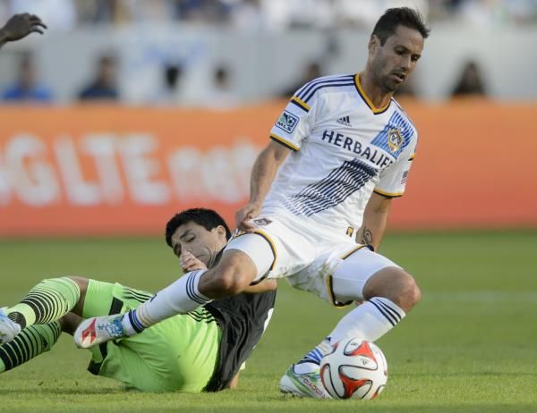 2014-11-24t005933z_336741361_nocid_rtrmadp_3_mls-western-conference-championship-seattle-sounders-at-los-angeles-galaxy_reuters