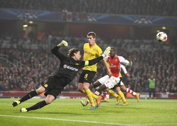 2014-11-26t201402z_395350825_lr1eabq1k73ih_rtrmadp_3_soccer-champions_reuters