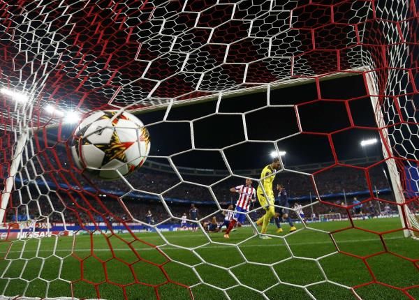 2014-11-26t215429z_389339174_lr1eabq1oujq8_rtrmadp_3_soccer-champions_reuters