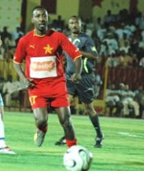 طمبل سجل هدفين