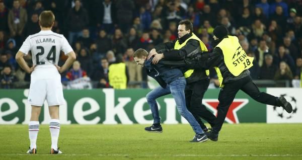 2014-11-26t214101z_495915101_lr1eabq1o82ox_rtrmadp_3_soccer-champions_reuters