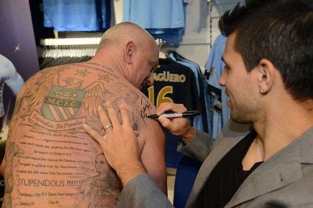 sergio-aguero-book-signing