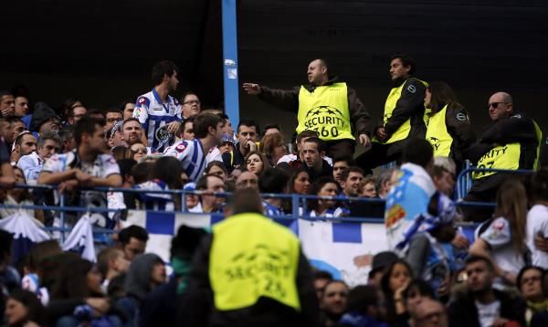 2014-11-30t134108z_161139572_gm1eabu1o6j01_rtrmadp_3_soccer-spain-violence_reuters