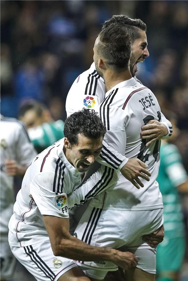 خيسي يحتفل بهدفه في مرمى كورنيا