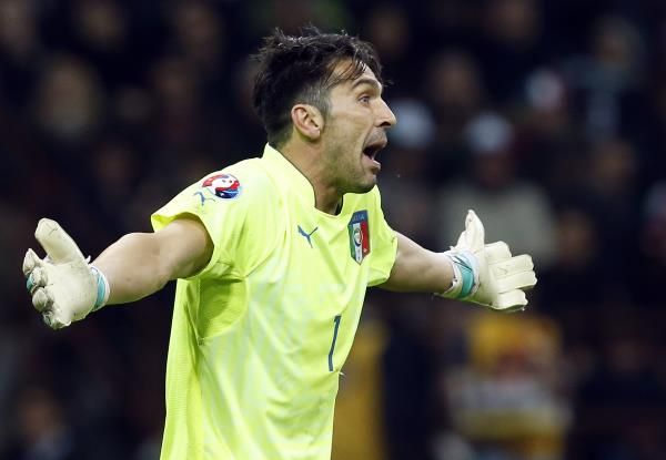 2014-11-16t210949z_926966575_gm1eabh0eam01_rtrmadp_3_soccer-euro_reuters