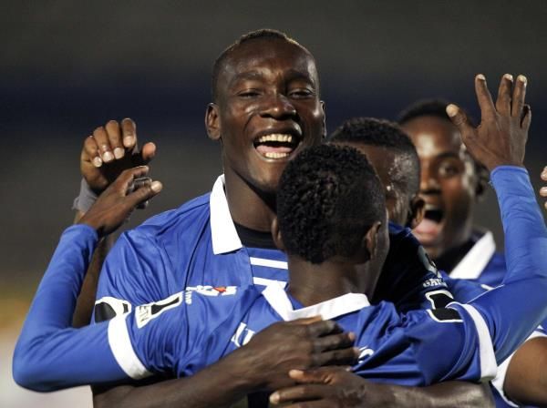 2014-08-20t041727z_1032015664_gm1ea8k0y0h01_rtrmadp_3_soccer-ecuador_reuters