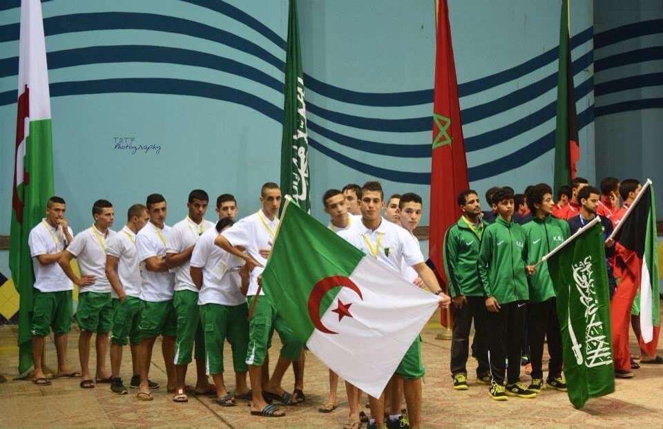 لقطات للمنتخب السعودي الشاب لكرة الماء قبل مواجهة الجزائر