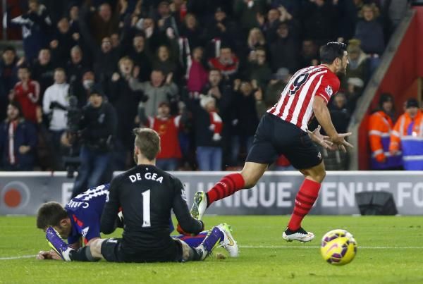 2014-12-08t205316z_987908518_gm1eac90diw01_rtrmadp_3_soccer-england_reuters