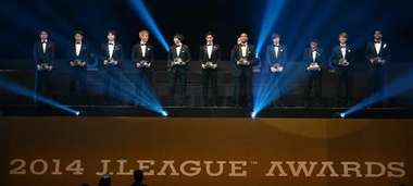 أفضل 11 لاعباً بالدوري الياباني 2014