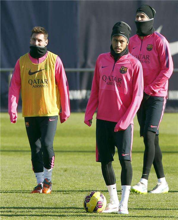 ثلاثي برشلونة ميسي ونيمار وبيكيه