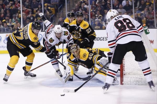 2014-12-12t015834z_788502812_nocid_rtrmadp_3_nhl-chicago-blackhawks-at-boston-bruins_reuters