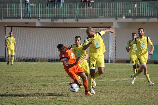 ولقطة ثانية من لقاء الاتحاد والنصيرات 