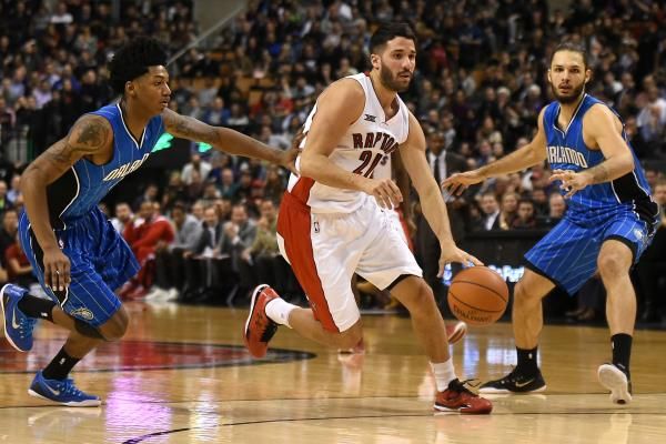 2014-12-16t035205z_2060077086_nocid_rtrmadp_3_nba-orlando-magic-at-toronto-raptors_reuters