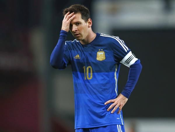 2014-11-12t222248z_2104976463_gm1eabd0hje01_rtrmadp_3_soccer-friendly_reuters