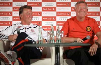 لقاء صحفي لفان جال وفيرجسون عام 2010