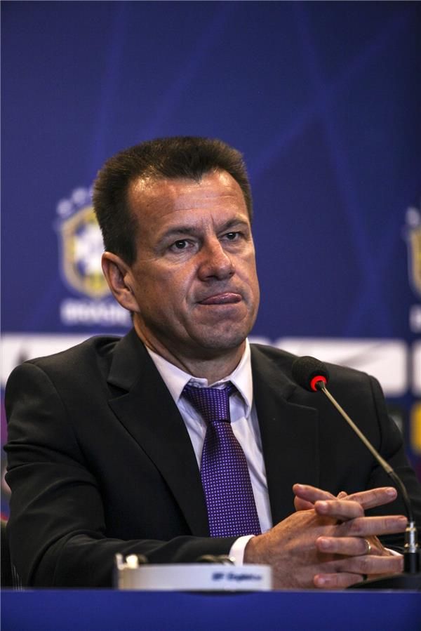 كارلوس دونغا