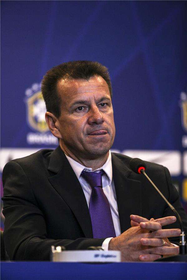 كارلوس دونغا