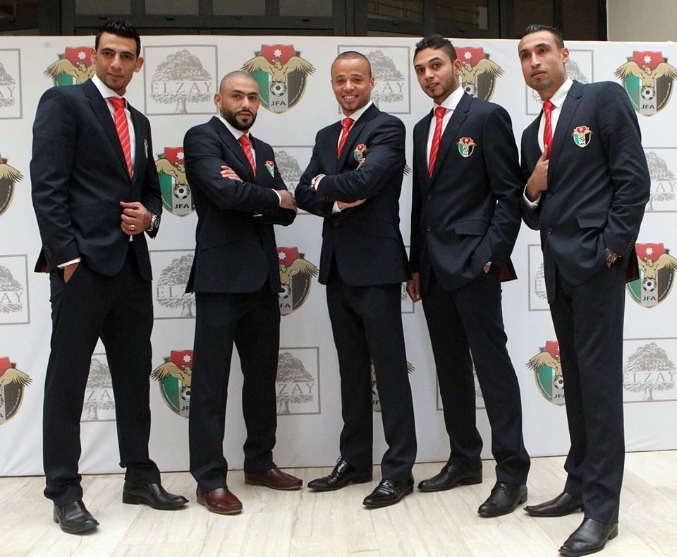 نجوم الكرة الأردنية بالزي الرسمي الجديد